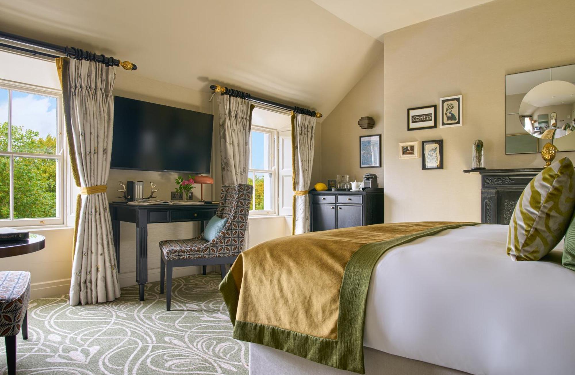 Townhouse On The Green — Photos 1